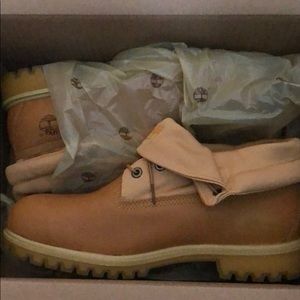 Timberland roll top boots